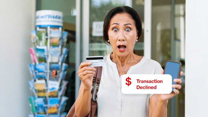 
                                    Tout savoir sur les assurances des cartes bancaires                                